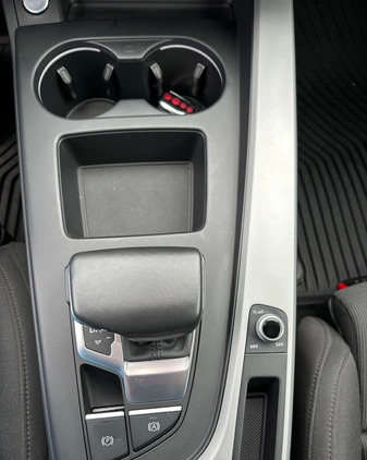 Audi A4 cena 119000 przebieg: 90182, rok produkcji 2021 z Białystok małe 79